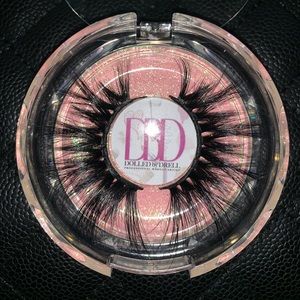 DolledByDrell Lashes in style KANDAKE